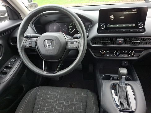 Certified 2023 Honda HR-V LX image 14