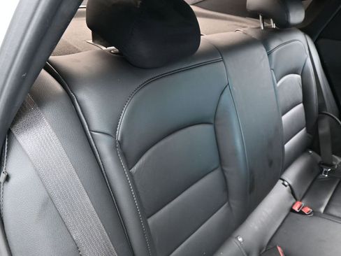 Used 2024 Chevrolet Malibu RS FWD image 32