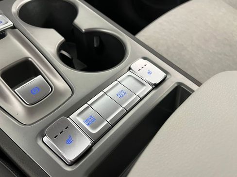 Used 2023 Hyundai Kona SE image 20