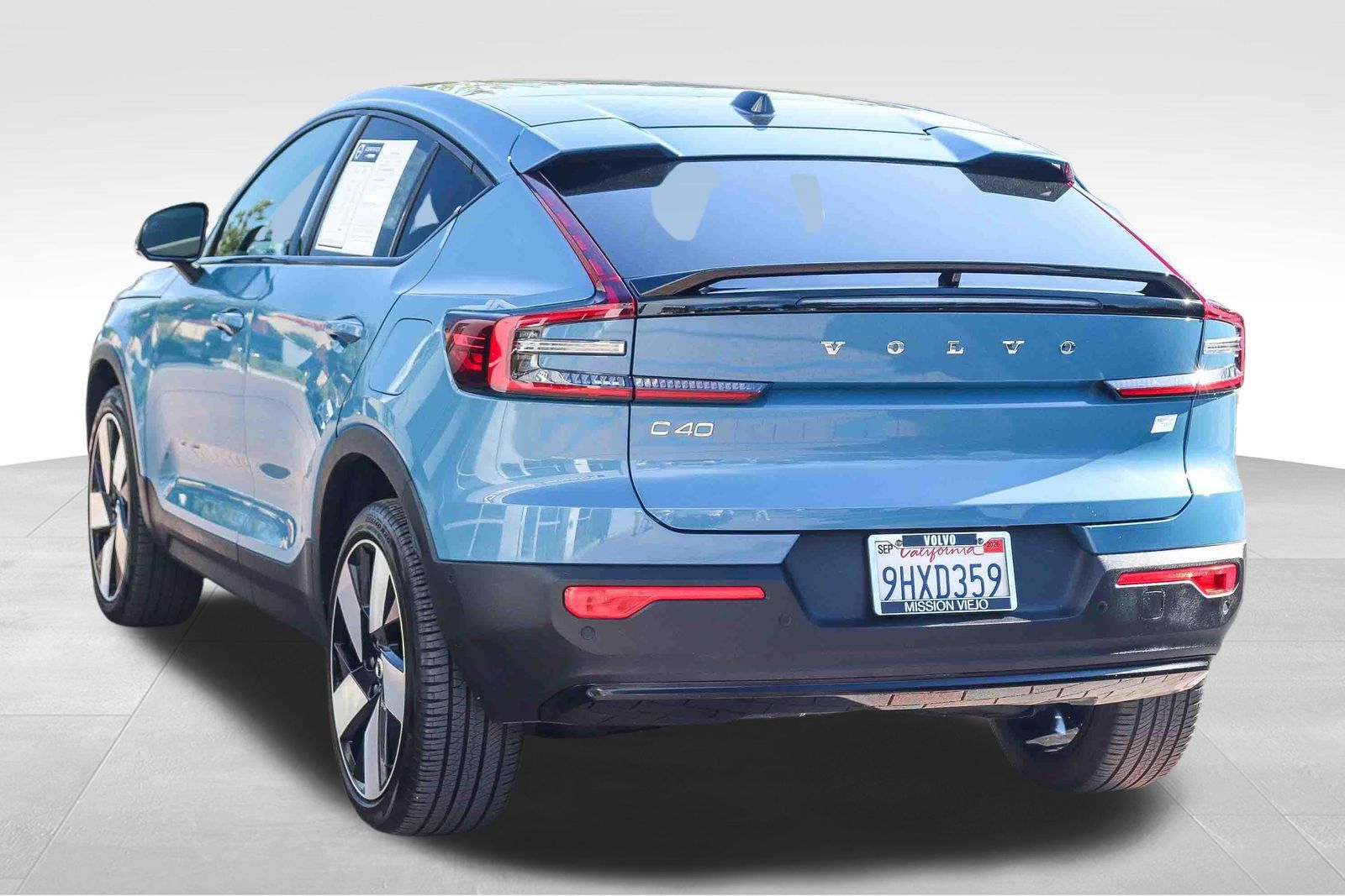 Used 2023 Volvo C40 P8 Recharge Ultimate w/ Protection Package Premier AWD/4WD image 5