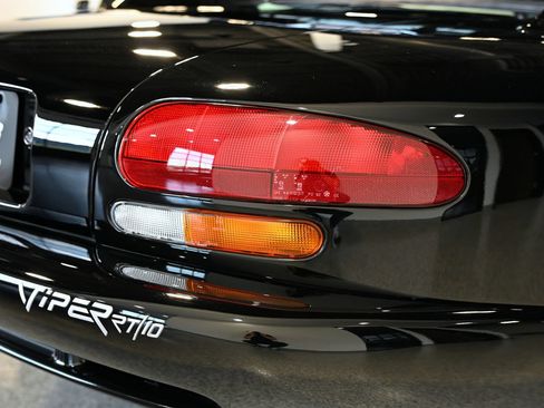 Used 1994 Dodge Viper RT/10 RWD image 15