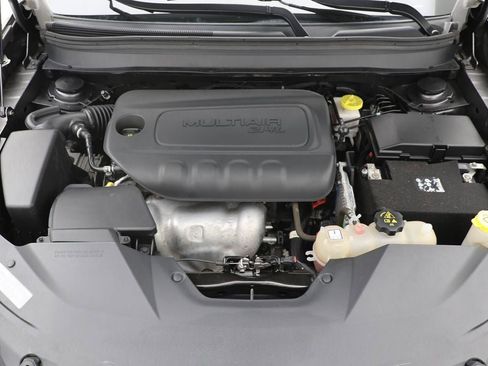 Used 2020 Jeep Cherokee Limited image 27