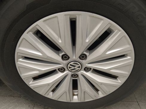 Used 2019 Volkswagen Jetta S w/ Driver Assistance Package image 31