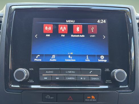 Used 2024 Nissan Frontier SV w/ Technology Package AWD/4WD image 32