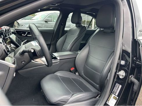 Used 2022 Mercedes-Benz C 300 Sedan image 6