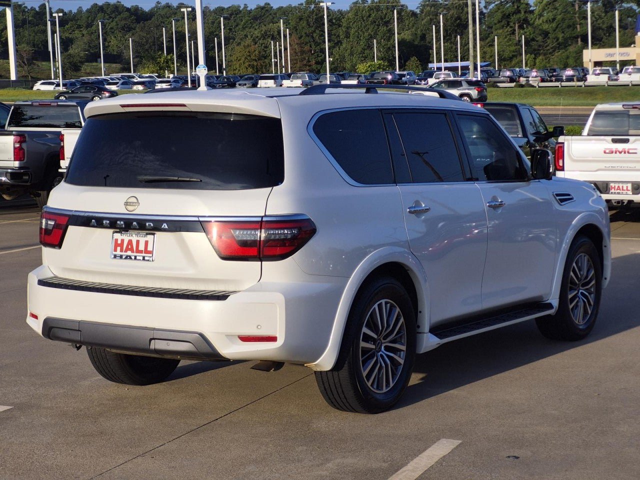 Used 2023 Nissan Armada SL RWD image 6