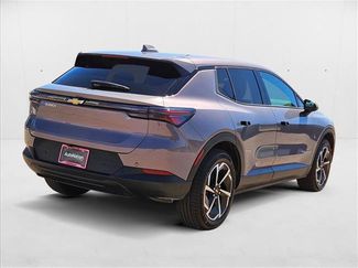 New 2026 Chevrolet Equinox EV LT video 2