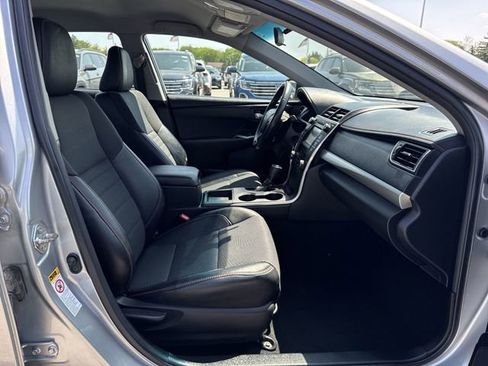 Used 2016 Toyota Camry SE FWD image 26