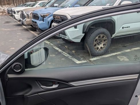 Used 2019 Honda Civic Sport image 19