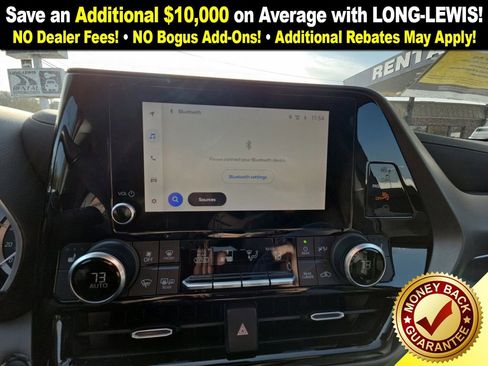 Used 2023 Toyota Highlander XLE image 28