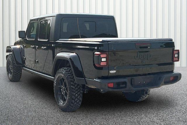 Used 2025 Jeep Gladiator Sport AWD/4WD image 9