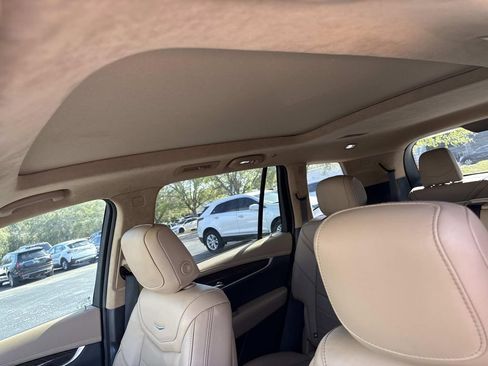 Certified 2024 Cadillac XT6 Premium Luxury w/ Platinum Package image 32