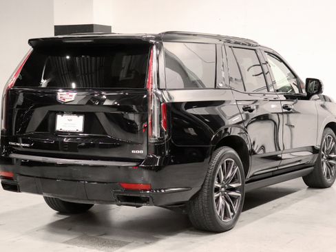 Certified 2023 Cadillac Escalade Sport Platinum AWD/4WD image 5