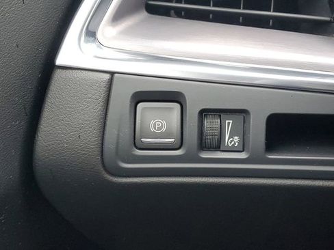 Certified 2021 Cadillac XT5 Luxury FWD image 19