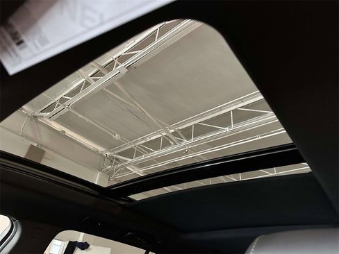 Certified 2024 Cadillac XT6 Luxury image 20