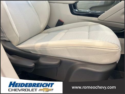 Certified 2023 Buick Envision Preferred image 38