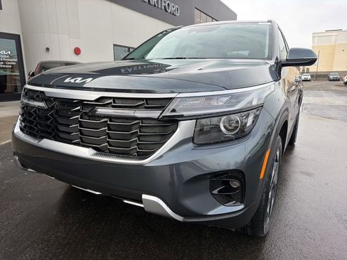 New 2026 Kia Seltos EX image 12