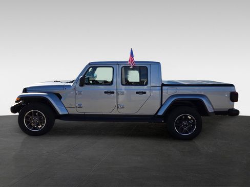 Used 2021 Jeep Gladiator Overland w/ Popular Equipment Package image 7