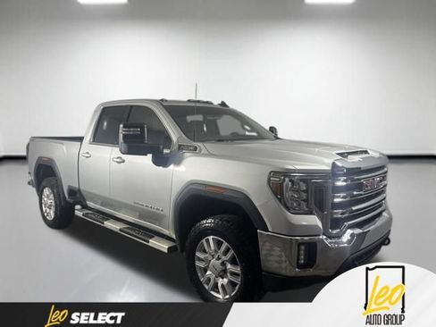 Used 2022 GMC Sierra 2500 SLE w/ SLE Value Package; AWD/4WD image 4
