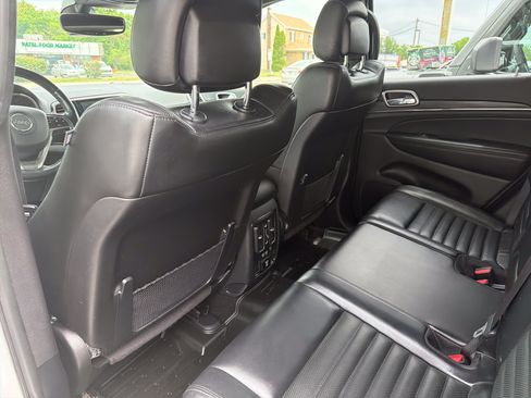 Used 2020 Jeep Grand Cherokee Limited X AWD/4WD image 13