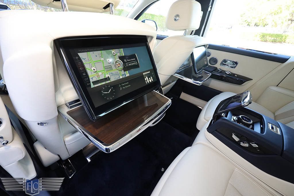 Used 2018 Rolls-Royce Phantom Sedan RWD image 26