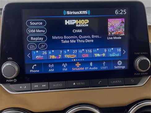 New 2025 Nissan Sentra SV w/ SV Premium Package image 9