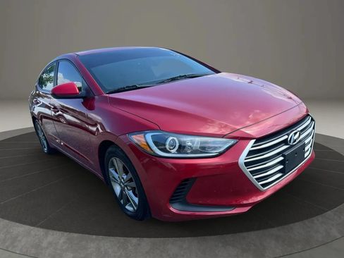 Used 2017 Hyundai Elantra SE FWD image 3