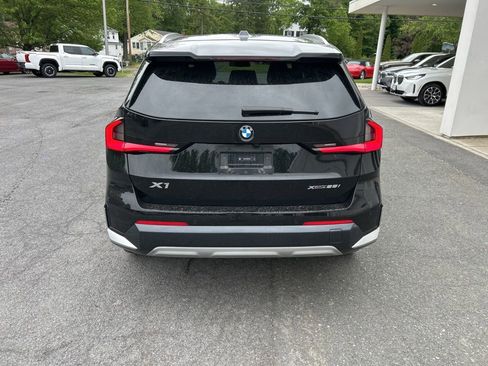 Used 2024 BMW X1 xDrive28i w/ Convenience Package AWD/4WD image 4