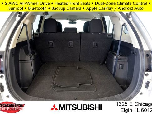 Used 2020 Mitsubishi Outlander SE image 28