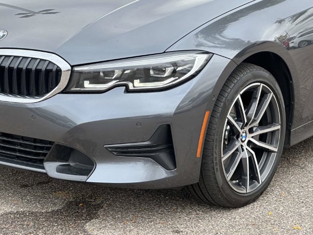Used 2022 BMW 330i xDrive Sedan w/ Driving Assistance Package AWD/4WD image 12