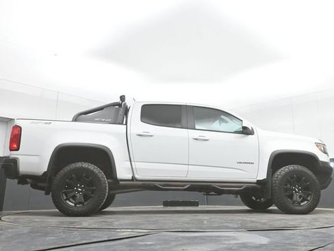 Used 2019 Chevrolet Colorado ZR2 w/ ZR2 Dusk Special Edition AWD/4WD image 47