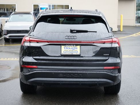 Used 2024 Audi Q4 e-tron Premium Plus w/ Premium Plus image 6