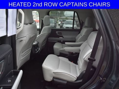 Used 2025 Ford Expedition Platinum w/ Platinum Ultimate Package AWD/4WD image 8