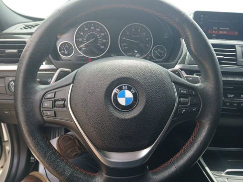 Used 2018 BMW 330i xDrive Sedan AWD/4WD image 9