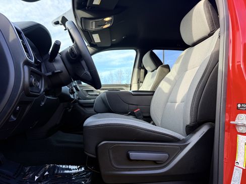 Used 2023 RAM 1500 Big Horn image 9