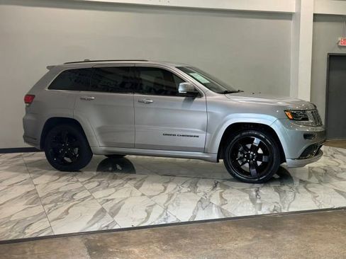 Used 2015 Jeep Grand Cherokee High Altitude RWD image 5