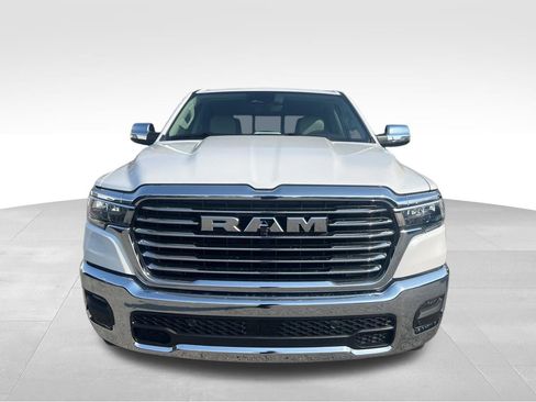 New 2026 RAM 1500 Laramie AWD/4WD image 9
