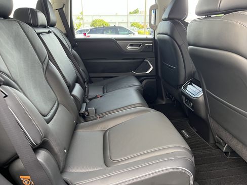 Certified 2026 INFINITI QX80 Luxe w/ Cargo Package AWD/4WD image 21