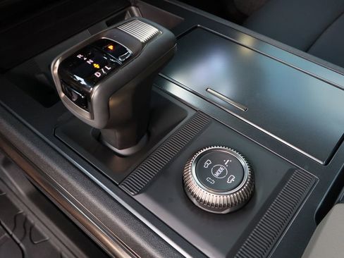 Certified 2025 GMC Hummer EV 3X AWD/4WD image 23