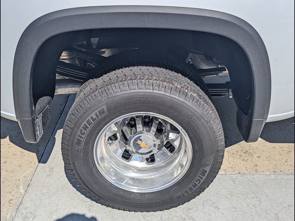 New 2026 Chevrolet Silverado 3500 High Country w/ High Country Premium Package AWD/4WD image 13