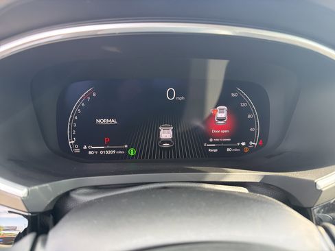 Used 2024 Acura MDX FWD w/ Technology Package image 21