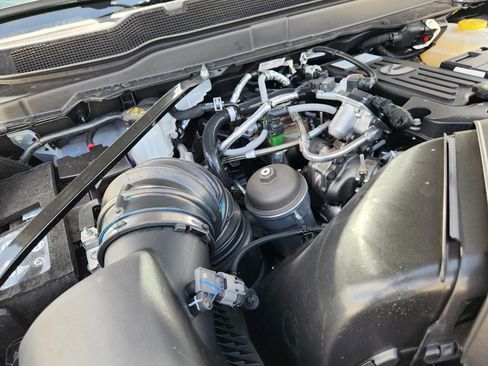 New 2026 RAM 2500 Laramie w/ Sport Appearance Package AWD/4WD image 23