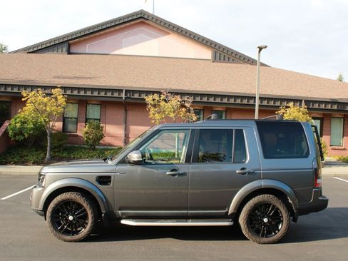 Used 2015 Land Rover LR4 HSE LUX AWD/4WD image 4