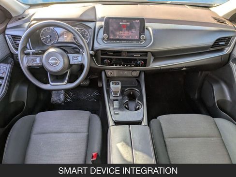 Used 2023 Nissan Rogue SV image 13