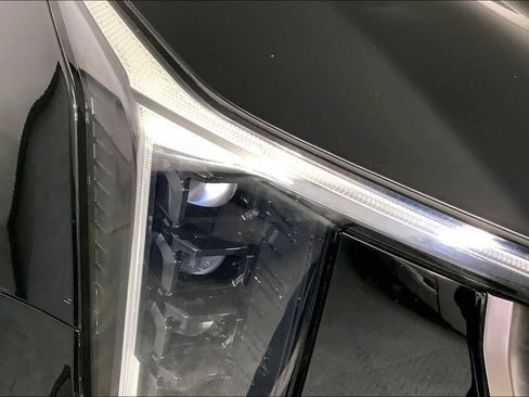 Used 2024 Kia Sorento S image 27