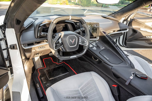 Used 2025 Chevrolet Corvette E-Ray AWD/4WD image 35