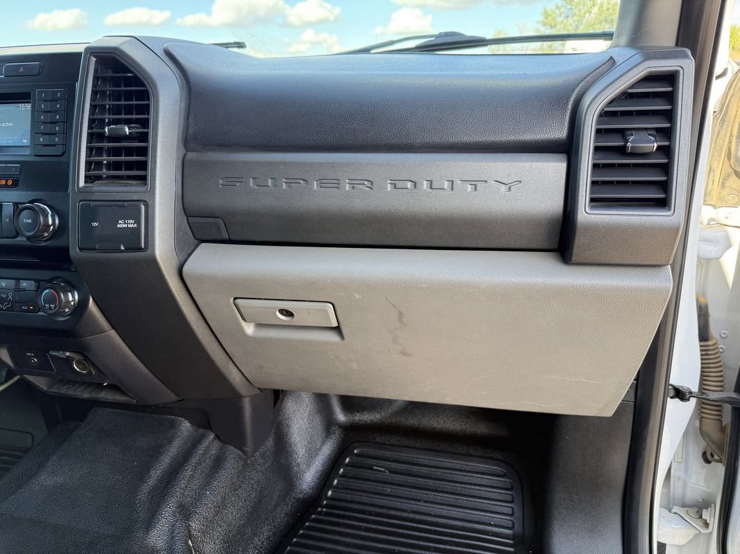 Used 2018 Ford F250 XL w/ Power Equipment Group AWD/4WD image 19