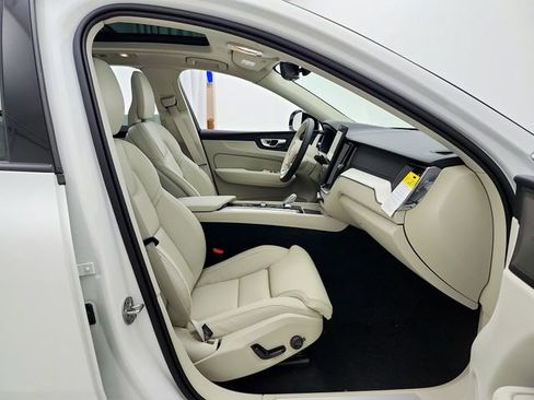 New 2026 Volvo XC60 T8 Ultra w/ Protection Package Premier image 18