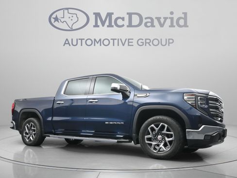 Used 2023 GMC Sierra 1500 SLT AWD/4WD image 24