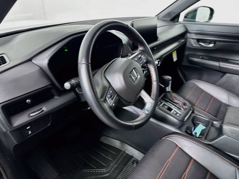 Certified 2025 Honda CR-V Sport-L image 9